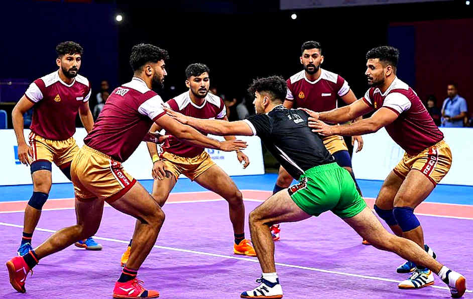 অহমদাবাদের ১২: সোনাজয়ী দল বিশ্রামে, আর 'শক্তিশালী' শব্দটা যেখানে আটকে যায়
