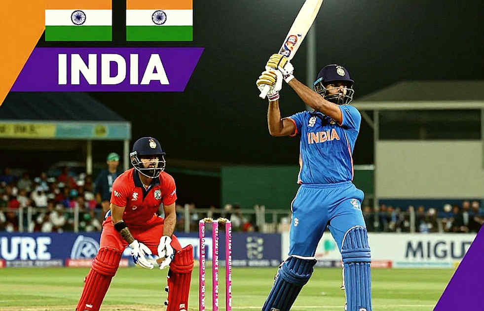দ্বৈত অধিনায়কত্বের পরীক্ষা: টি-টোয়েন্টিতে ফরহান, ওডিআইয়ে শাহিন — পাকিস্তানের নির্বাচন-কাঠামোর একটি বিশ্লেষণ