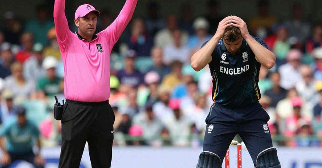 The Auctioneer's Hammer: Release Clauses, the Wage Bill and Cricket's New Border The Auctioneer's Hammer: Release Clauses, the Wage Bill and Cricket's New Border