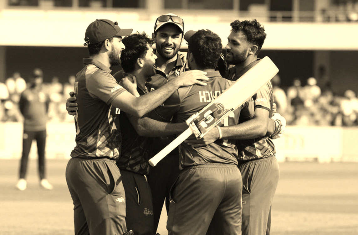 কিথ ডাজনের দুই বছরের চুক্তি: ৪২ উইকেটের আড়ালে লুকানো ৩২.০৯ আর কাউন্টি বাজারের নীরব লেজার