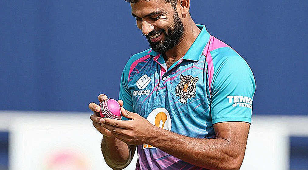 আইপিএল ২০২৫ নিলামের অদৃশ্য খতিয়ান: ট্রেড উইন্ডোর শেষ দিনে যে তিনটি চুক্তি মিডিয়া মিস করেছে