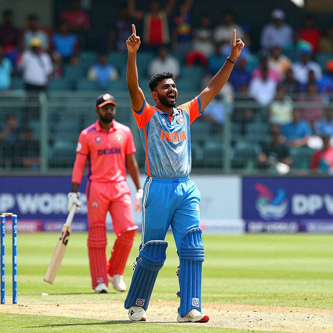 দুই দিনে ৪৩ ওভার: গেবেখায় টেম্পোর হিসাবেই হারল অস্ট্রেলিয়া