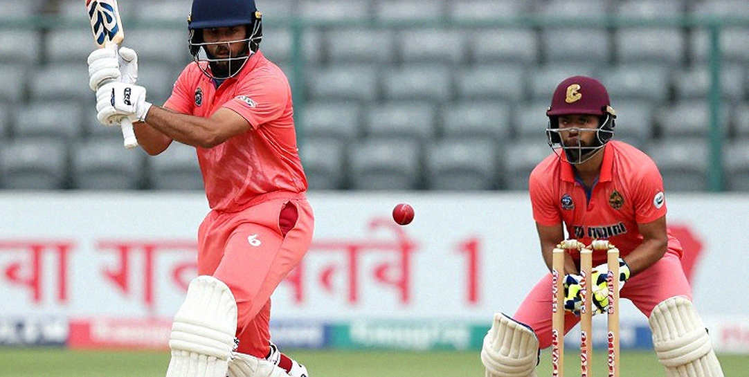 খুলনার নিভে যাওয়া ফ্লাডলাইট: বিপিএলের সম্প্রচার-হিসাব যেভাবে দ্বিতীয় শহরকে হিসাবের বাইরে রাখল খুলনার নিভে যাওয়া ফ্লাডলাইট: বিপিএলের সম্প্রচার-হিসাব যেভাবে দ্বিতীয় শহরকে হিসাবের বাইরে রাখল