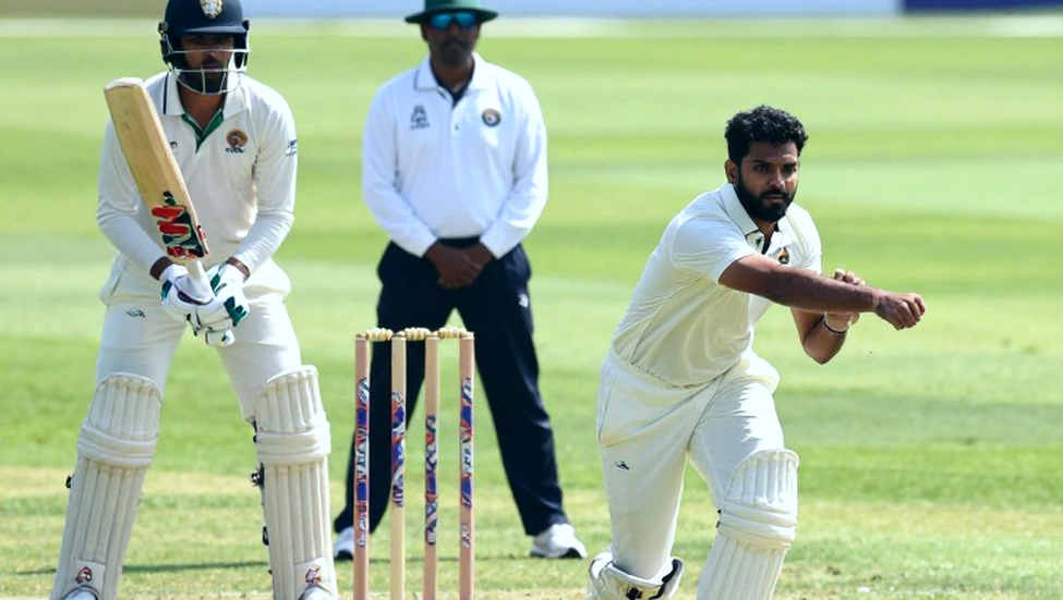 শুভাগতের সাত হাজার ও তিনশো: কীর্তিটা ঘরের মাটিতে, প্রশ্নটা বাইরের মাটিতে